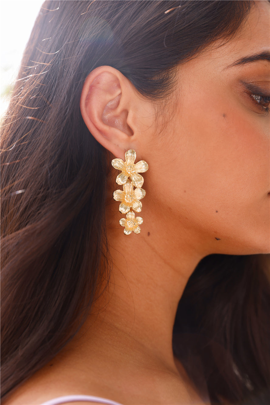Pendientes Hibiscus Bañados En Oro 18k Oro