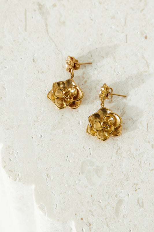 Pendientes Full Bloom Bañados En Oro 18k Oro